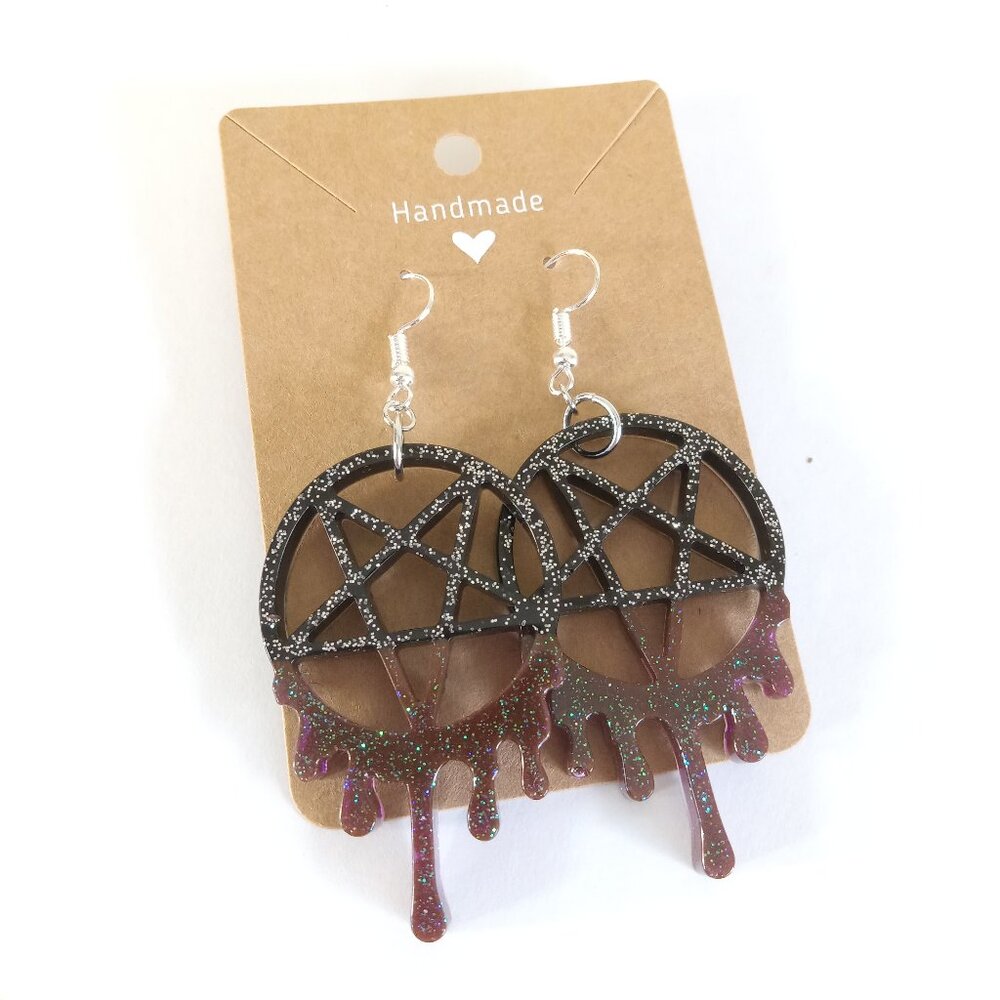 Black Halloween drippy pentagram star dangle earrings with silver hooks new